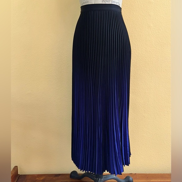 REISS Marlie Knife Pleat Ombré Midi Skirt In Purple & Black Size 4 EUC! - Picture 5 of 13